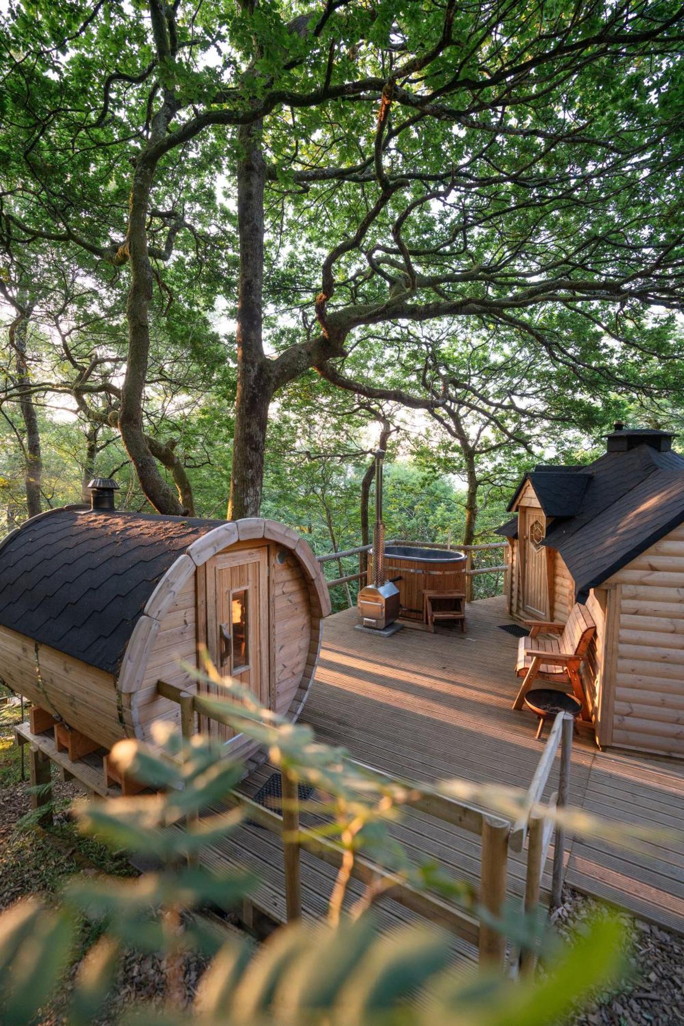Chestnut Tree House With Hot Tub & Sauna Barmouth Eksteriør bilde