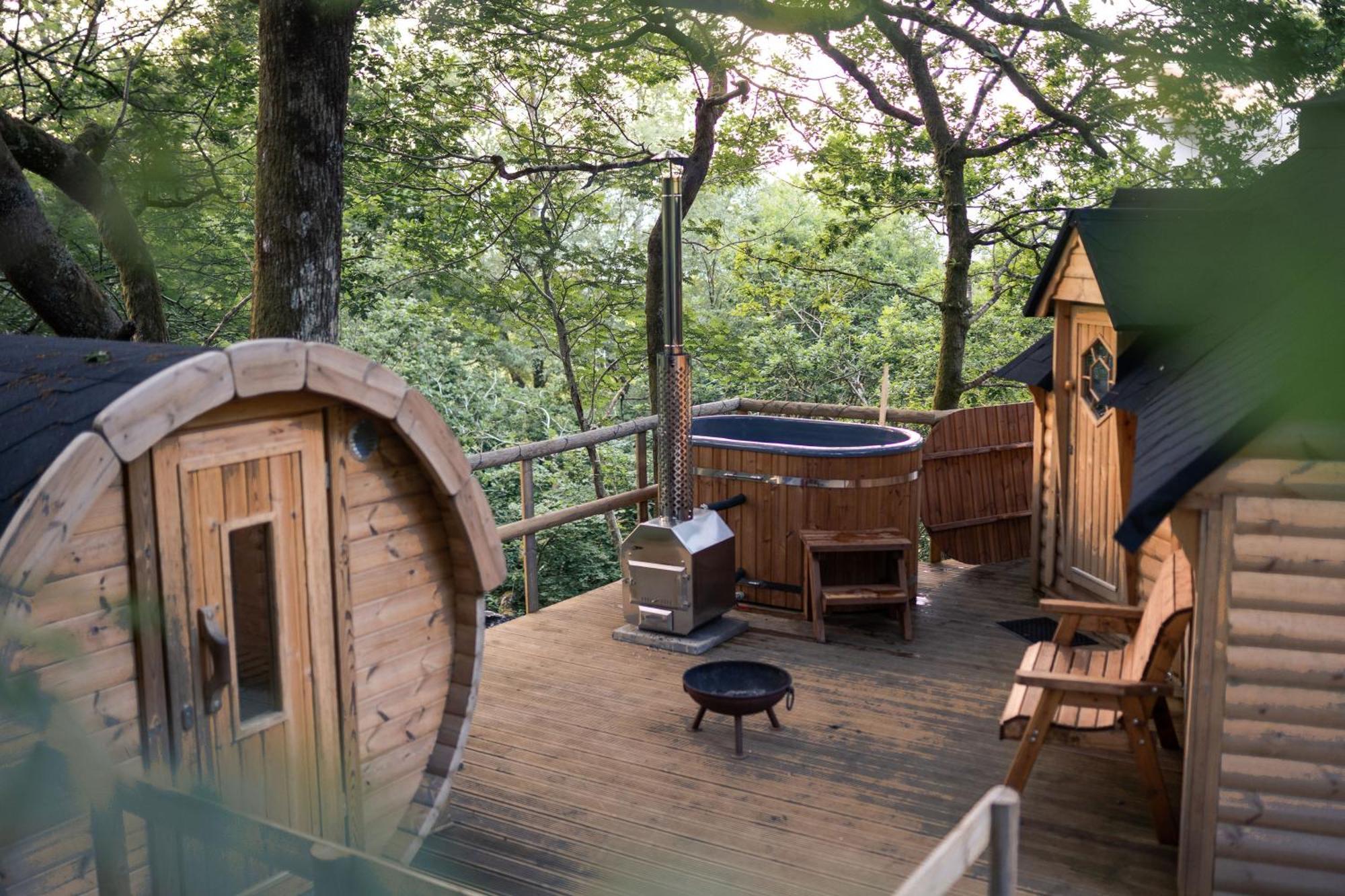Chestnut Tree House With Hot Tub & Sauna Barmouth Eksteriør bilde