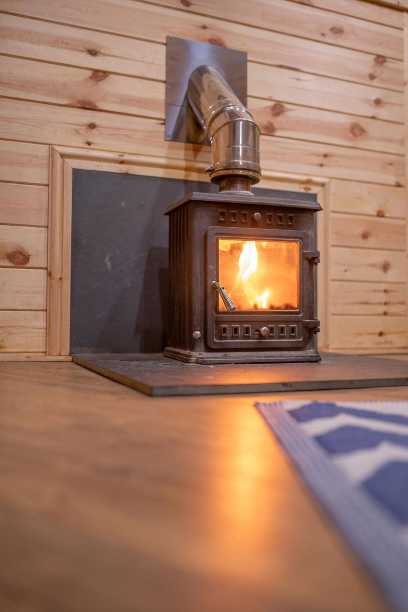 Chestnut Tree House With Hot Tub & Sauna Barmouth Eksteriør bilde